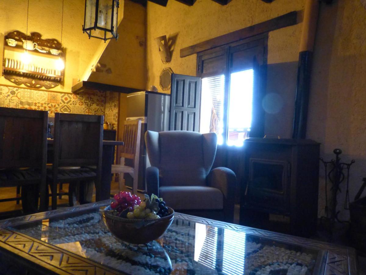 Casa Rural Castillo 라이루엘라 외부 사진